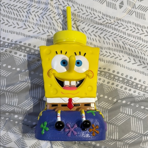 SpongeBob SquarePants Yellow Drink Cup - Picture 1 of 3